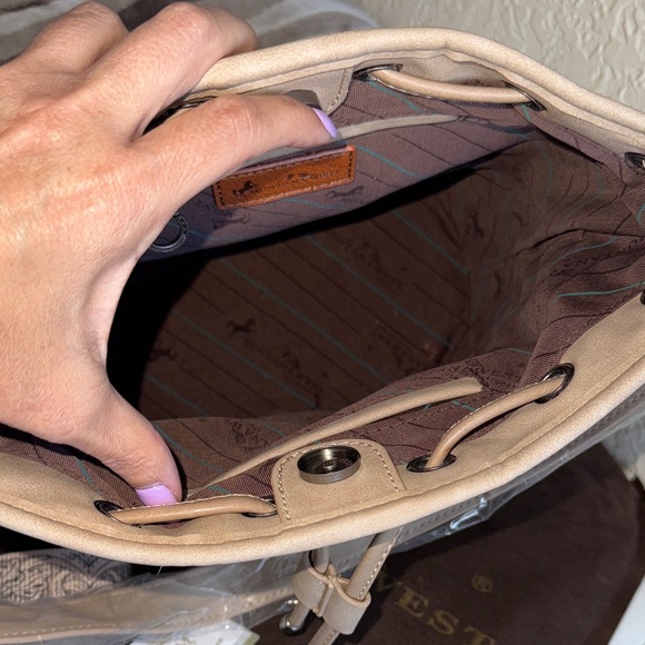 Montana West Brown and White Shoulder Bag - Picture 4 of 8